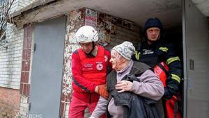 Rusyadan barış görüşmeleri sürerken yeni saldırı: Onlarca yaralı var