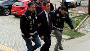 Gelendost belediye başkanı rüşvet ve zimmet suçlamasıyla tutuklandı