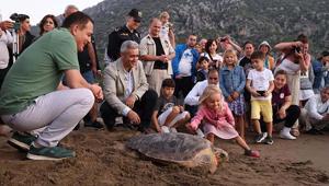 500 bin kişinin gelmesi bekleniyor Tatilcilere caretta caretta uyarısı: Beslemeyin