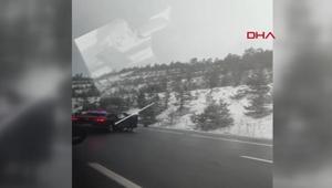 Son dakika Ankarada koruma aracı tankere çarptı: 1i polis 2 kişi hayatını kaybetti