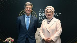 Emine Erdoğan BM Sürdürülebilir Kalkınma Çözümleri Ağı Başkanı ile görüştü