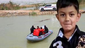 7 yaşındaki Cumaliden 4 gündür haber yok Terliği dışında başka bir iz bulamadı