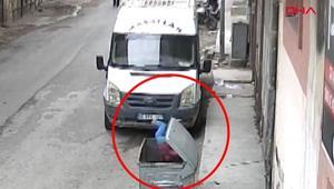2 yaşındaki Muhammed 2. kattan çöp konteynerine düştü