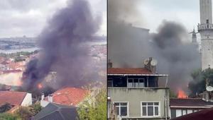 Fatihte 3 gecekonduda yangın Çok sayıda ekip sevk edildi