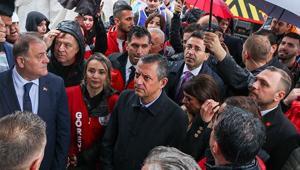 Özgür Özel 1 Mayıs kutlamalarına katıldı