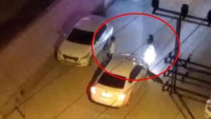 Yolda yürüyen kadın, kendisini takip eden sürücüyü ihbar etti