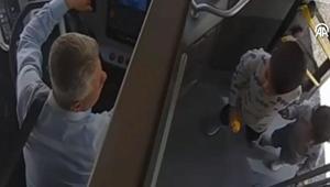 6 ve 2 yaşındaki kardeşler evden firar etti İstanbul’da akılalmaz olay