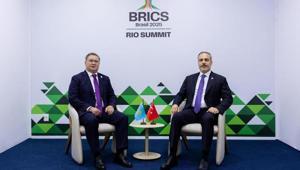 Dışişleri Bakanı Hakan Fidan, Kazak mevkidaşı Nurtleu ile bir araya geldi