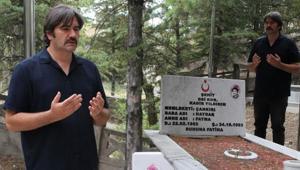 Haberlerden etkilendi! 8 yılda 81 ili dolaştı, 8 bin mezarını ziyaret etti