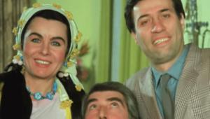 Kemal Sunal Postacı filmi nerede çekildi ve oyuncuları kimler? Postacı filmi konusu nedir?