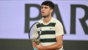 Wimbledon’da tek erkeklerde Carlos Alcaraz ter attı