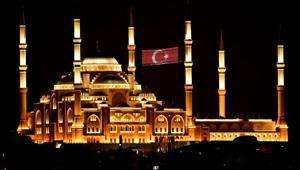 15 Temmuz direnişinin 9. yıl dönümünde 90 bin camide selalar okundu