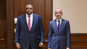 Bakan Uraloğlu, Kongolu mevkidaşı Bemba ile görüştü