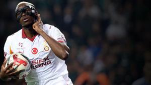 Galatasarayda Osimhen için transfer gelişmesi İngilizler duyurdu