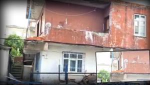 Kocaelide balkon duvarının bir bölümü yıkılan 2 katlı bina boşaltıldı