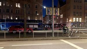 Stockholmde otobüs durağa girdi ölü ve yaralılar var