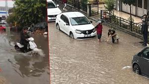 Kentte sağanak hayatı felçe çevirdi Yollar göle döndü