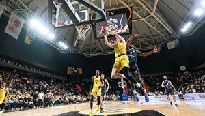 Basketbol Süper Liginde Türk Telekom, Mersin Sporu farklı geçti