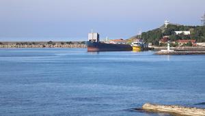 Kocaelide karaya oturan gemi kurtarıldı