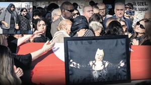 Sanata başladığı yerden uğurlandı