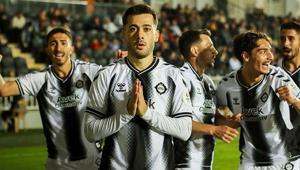 Altayda Aliye çifte şok