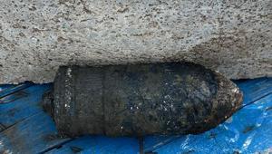 Yer: İstanbul Sahilde panik anları: Havan topu mermisi karaya vurdu