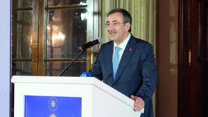 Cumhurbaşkanı Yardımcısı Yılmaz, Milli Sarayların Yüzyılı Sempozyumu kapanış programına katıldı