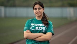 Darüşşafakalı İnci Naz Sönmez, bağışta zirveye koştu