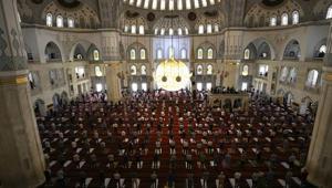 Cuma namazı kılınışı: Diyanet ile Cuma namazı nasıl kılınır Cuma namazı farz mıdır, kaç rekattır