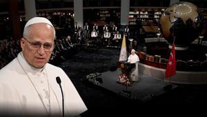 Papa, dünyanın en büyük üçüncü kütüphanesinde konuştu