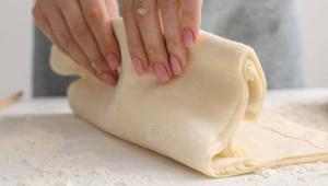 Yufka bayatlamasın diyorsanız böyle muhafaza edin Dolap kokusu sinmiyor taptaze kalıyor