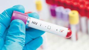 Dünya hâlâ salgının gölgesinde