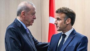 Son dakika... Cumhurbaşkanı Erdoğan, Macron ile görüştü