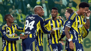 Fenerbahçede sıcak transfer gelişmesi İngiliz devi yıldız isme talip oldu