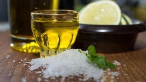 Zeytinyağına neden tuz atarız Tüm aromayı değiştiren detay: Tadı nefis