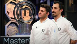 MASTERCHEFTE ŞAMPİYONLUK YARIŞI MasterChef Türkiye finali ne zaman, saat kaçta MasterChef şampiyonu kim olacak MasterChef 2025 şampiyonu bu akşam belli oluyor...