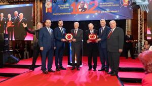 Ticaret Bakanı Ömer Bolat, Romanyada STK temsilcileriyle bir araya geldi