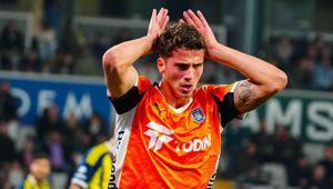 Başakşehirde fileleri havalandıran Bertuğ Yıldırım galibiyet kaçsa da mutlu