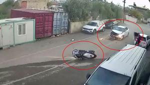 Hatay’da dehşet anları Motosiklet sürücüsü metrelerce havaya uçtu: Kameraya saniye saniye yansıdı