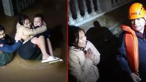 Evi su bastı Mahsur kalan kadını AFAD kurtardı