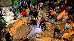 Fasta feci olay 2 bina çöktü, en az 19 ölü var