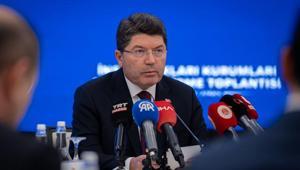 Bakan Tunçtan yeni anayasa vurgusu Türkiye Yüzyılını darbe ürünü bir anayasayla karşılamayacağız