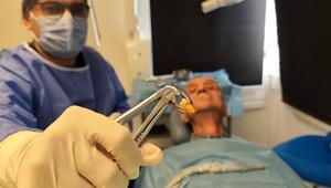 83 yaşında 20lik dişi çıktı: Herkesin başına gelebilir