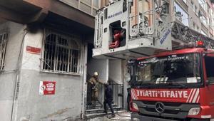 5 yaşındaki çocuk çakmakla oynarken evi yaktı