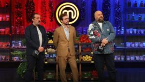 MASTERCHEF ELEME ADAYI POTASI ŞEKİLLENDİ Dün akşam 12 Aralık 2025 MasterChef Türkiye Altın Kupa son bölümde potaya kim gitti, dokunulmazlığı kim kazandı