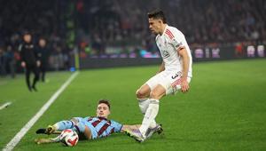 Trabzonspor-Beşiktaş maçı nefes kesti 6 gollü mücadelede kazanan çıkmadı