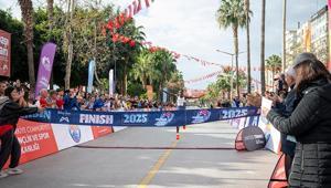 7. Uluslararası Mersin Maratonu koşuldu Atlet Vitalis Kibiwottten rekor