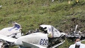 Meksikada küçük uçak düştü En az 7 kişinin cansız bedenine ulaşıldı