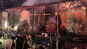 Edirne’de çiftlik kül oldu Milyonluk tarım araçları yandı