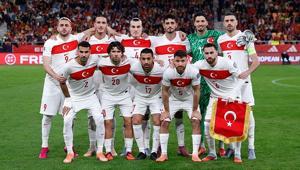 Dortmunddan Galatasaraya transfer Torreiranın alternatifi milli futbolcu